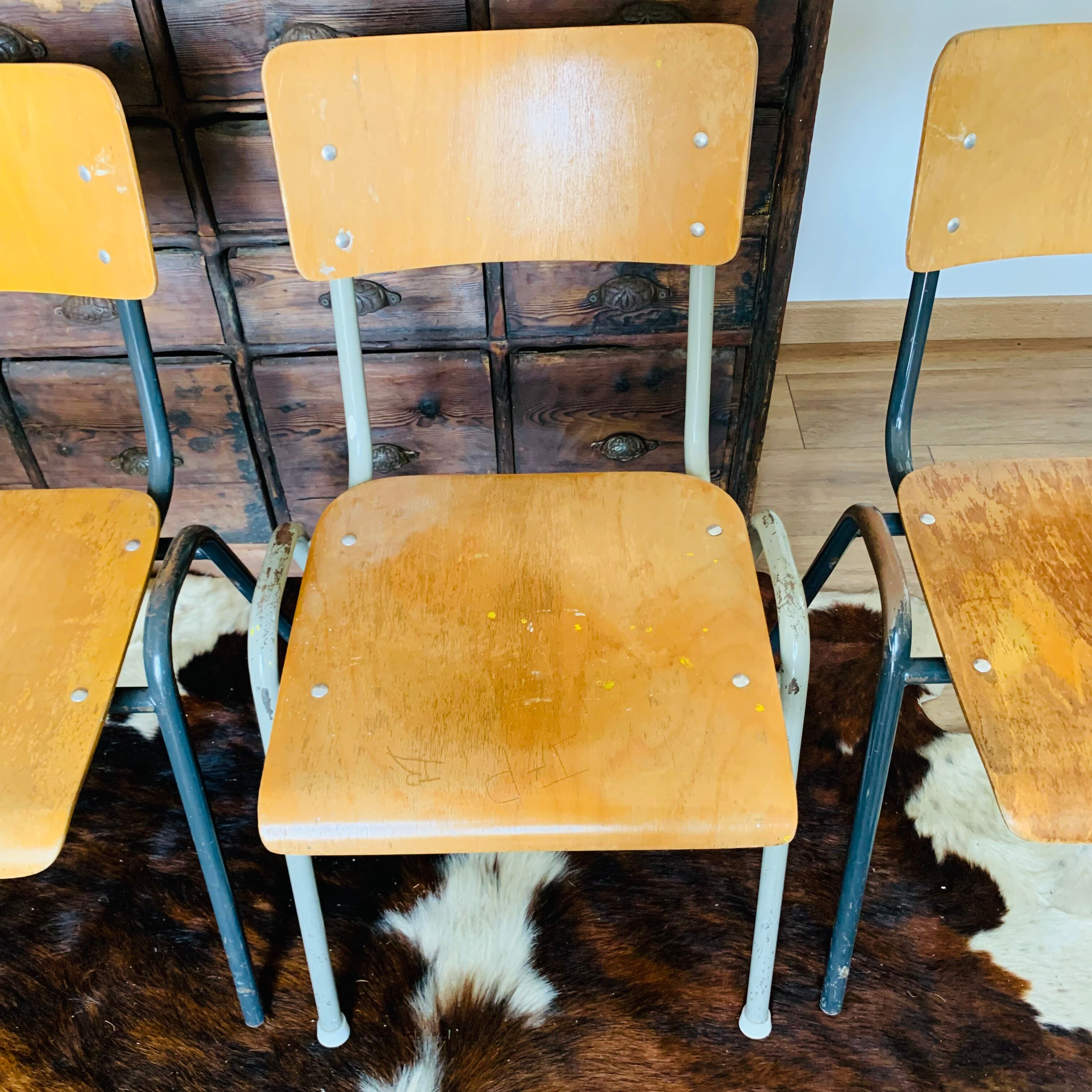Lot de 4 chaises bois et métal
