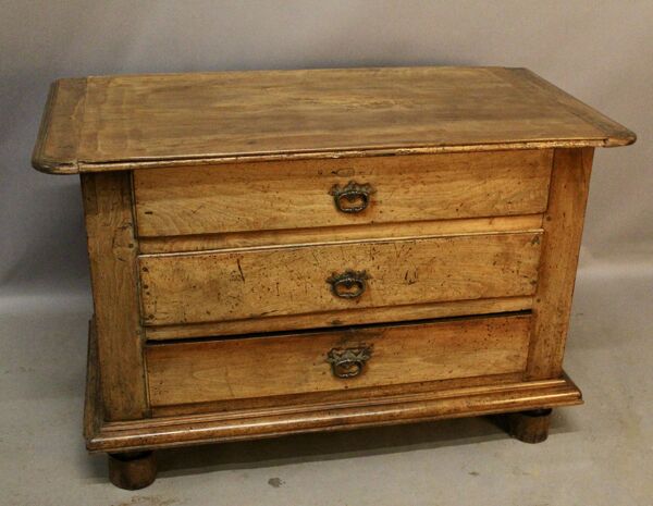 Commode Louis XIV En Noyer