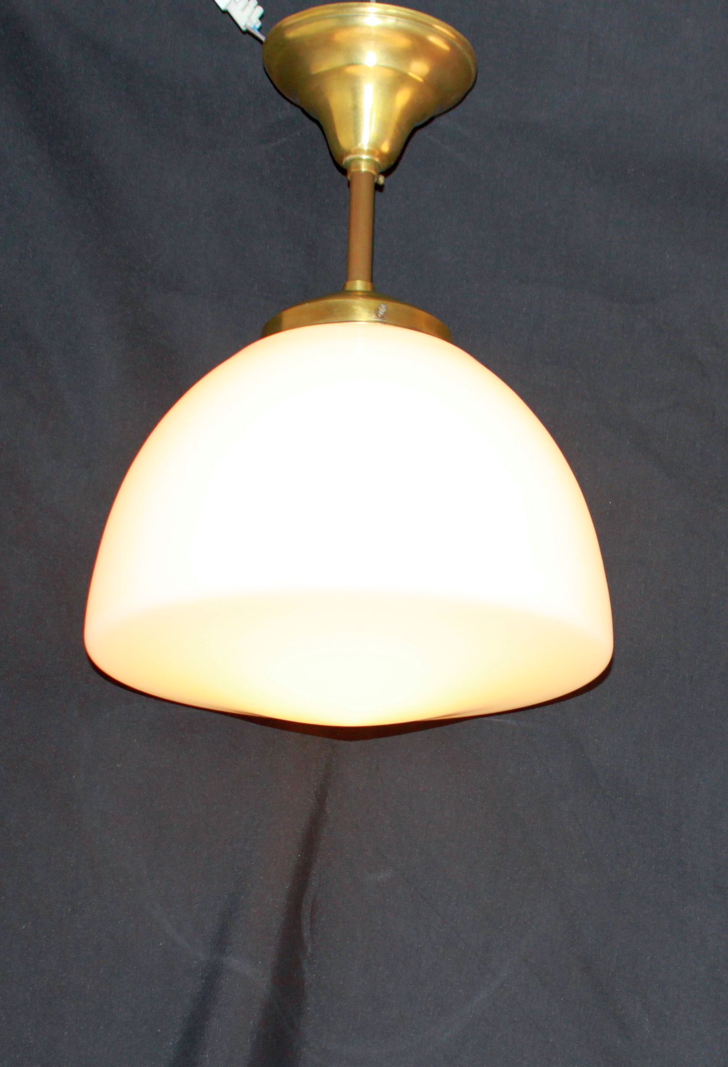 Pair of opaline and bronze suspensions