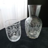 Night servant in screen-printed glass decoration