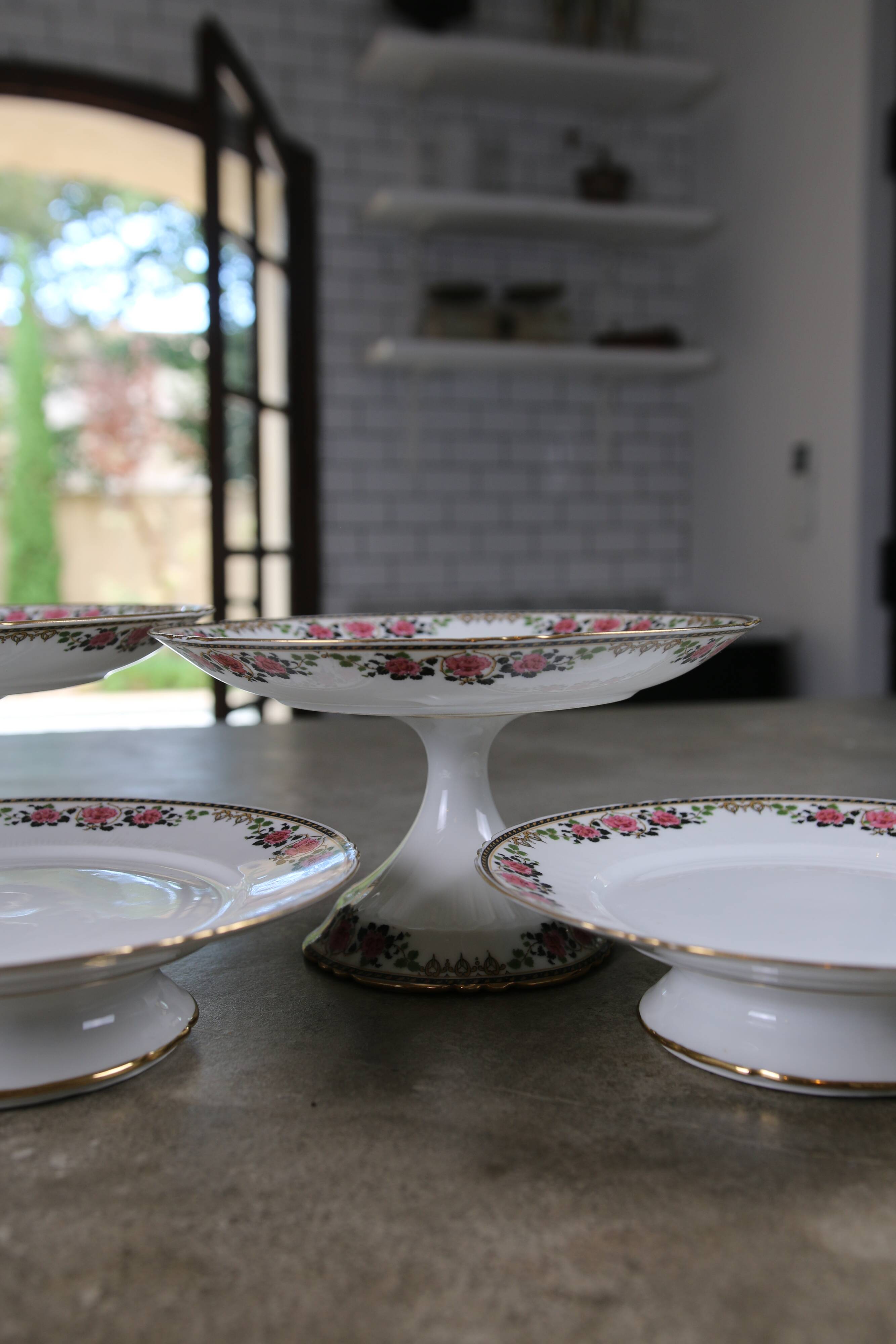 66-piece Limoges porcelain service, mid-20th century