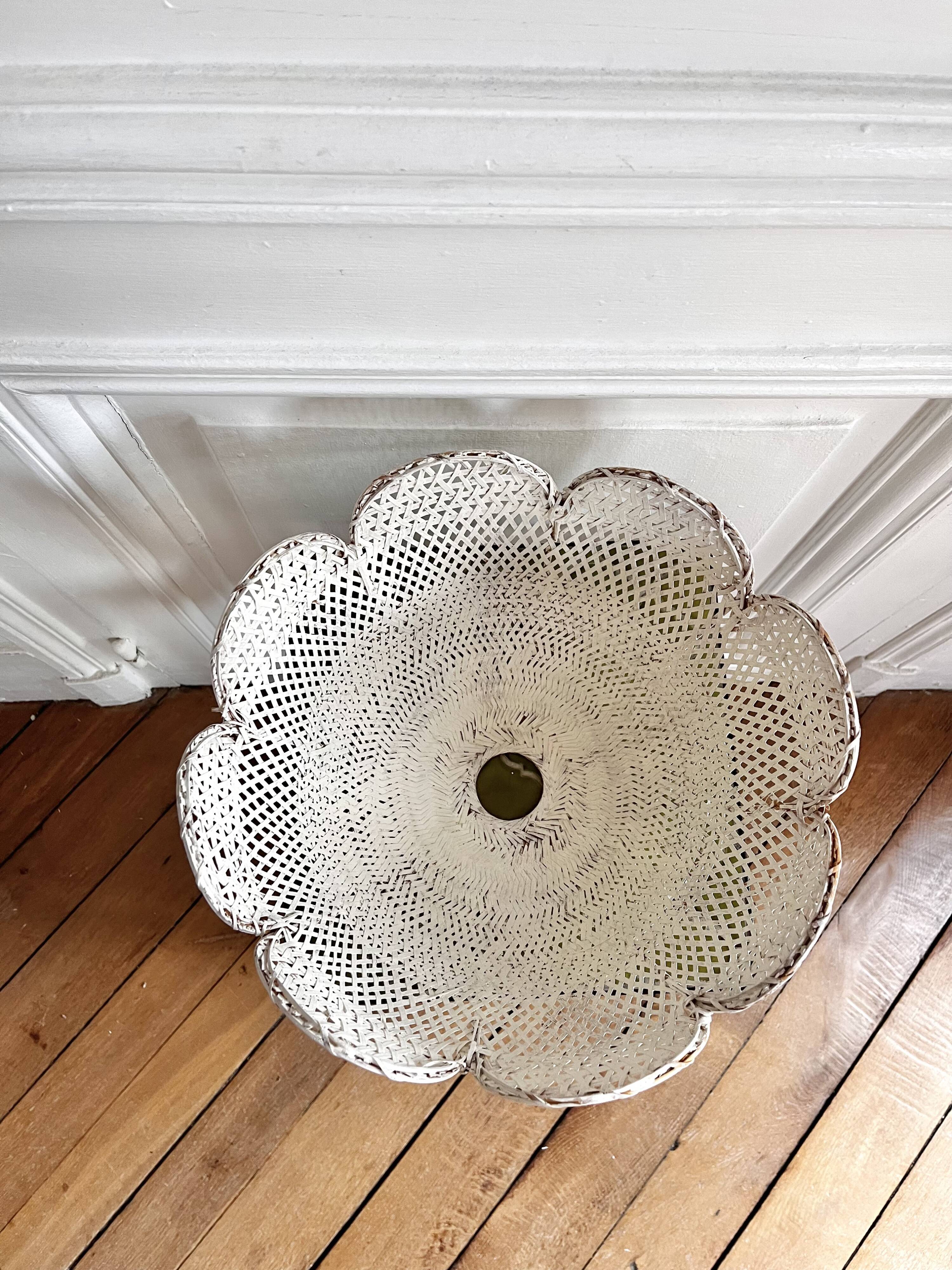 Rattan and wicker flower suspension
