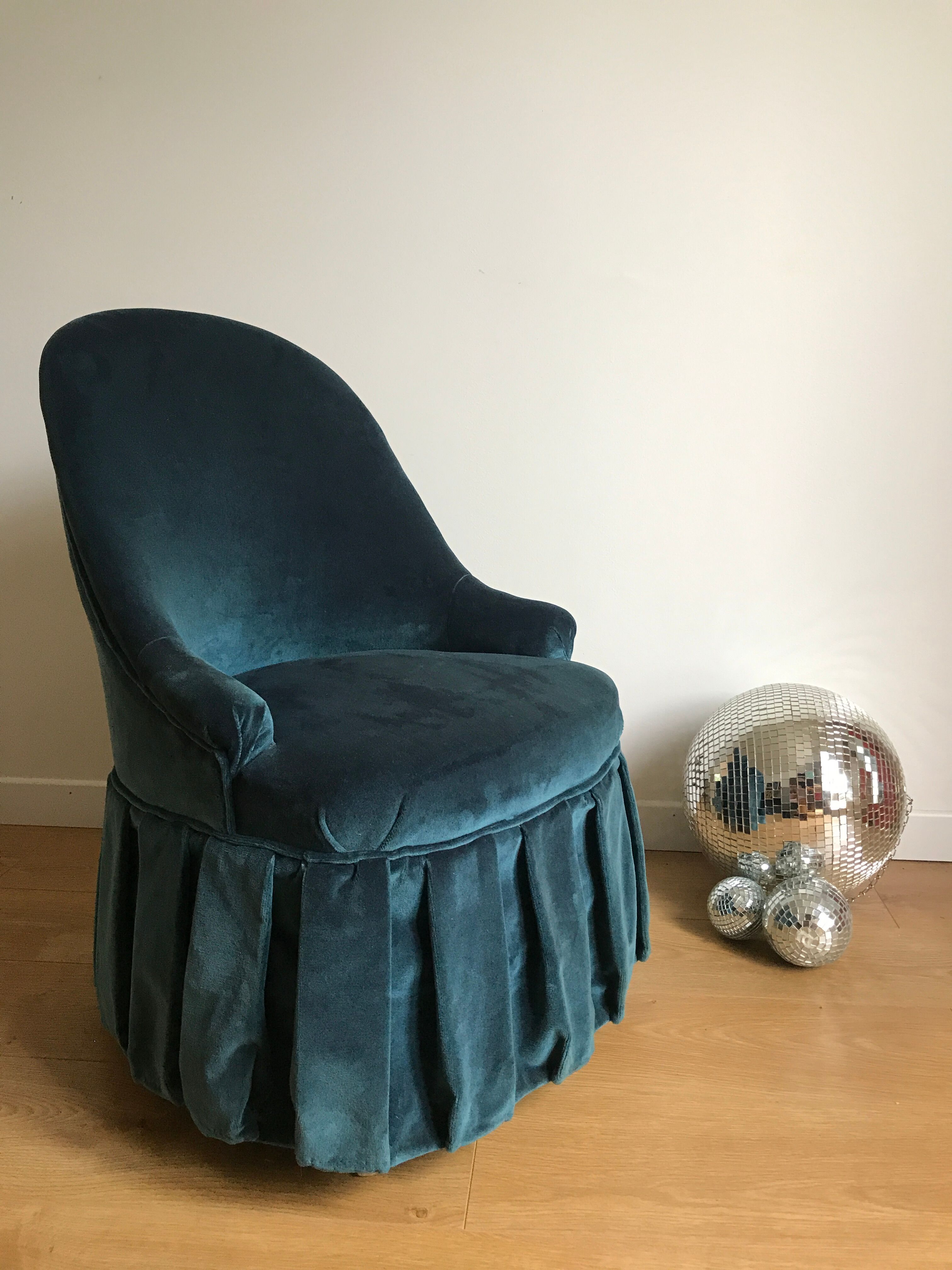 Blue velvet toad heater