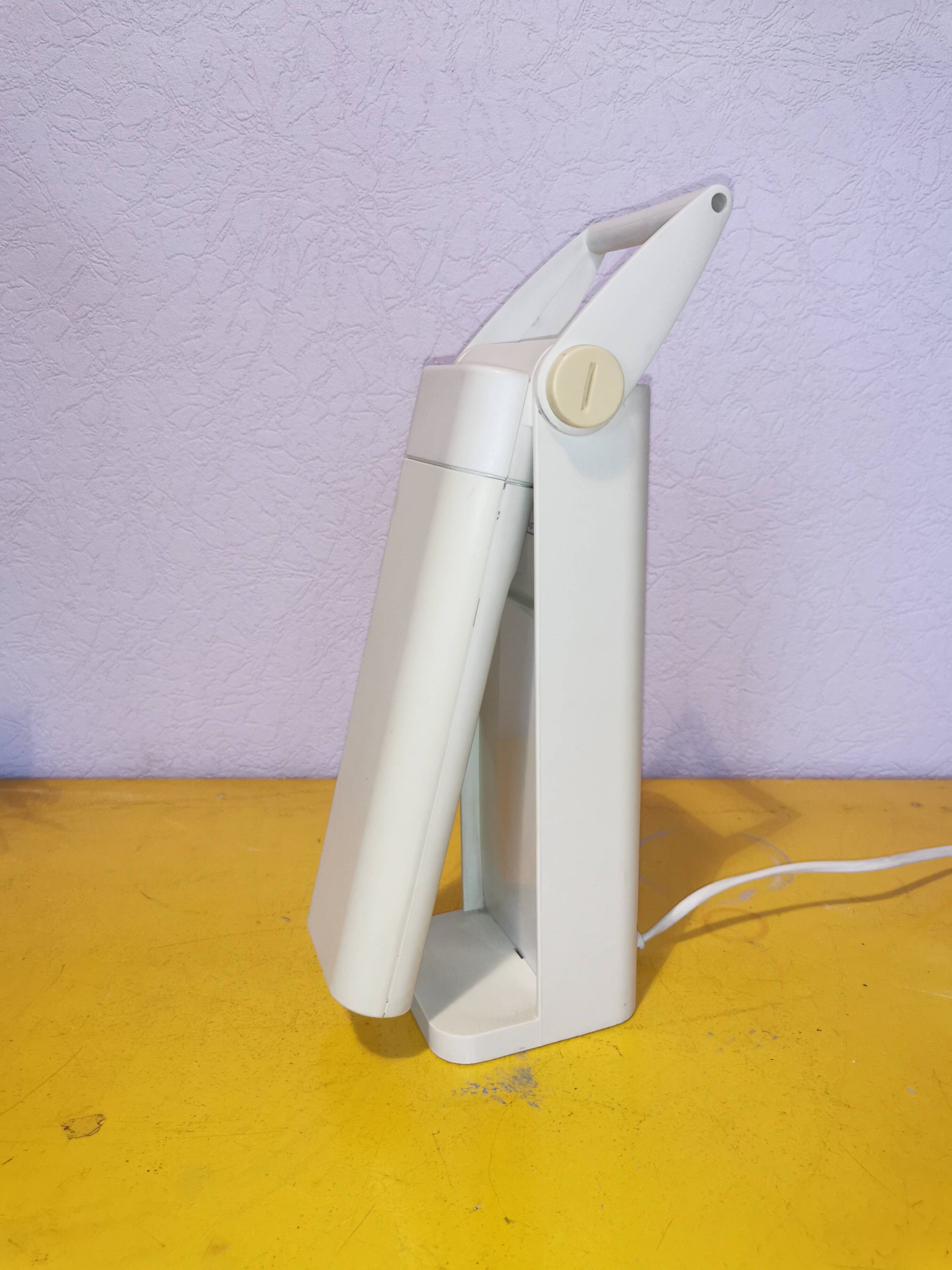 Postmodern foldable lamp, 1980