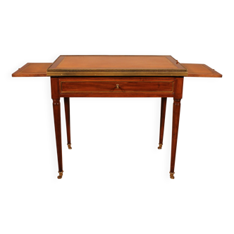 Cabaret table in Cuban mahogany, Louis XVI period