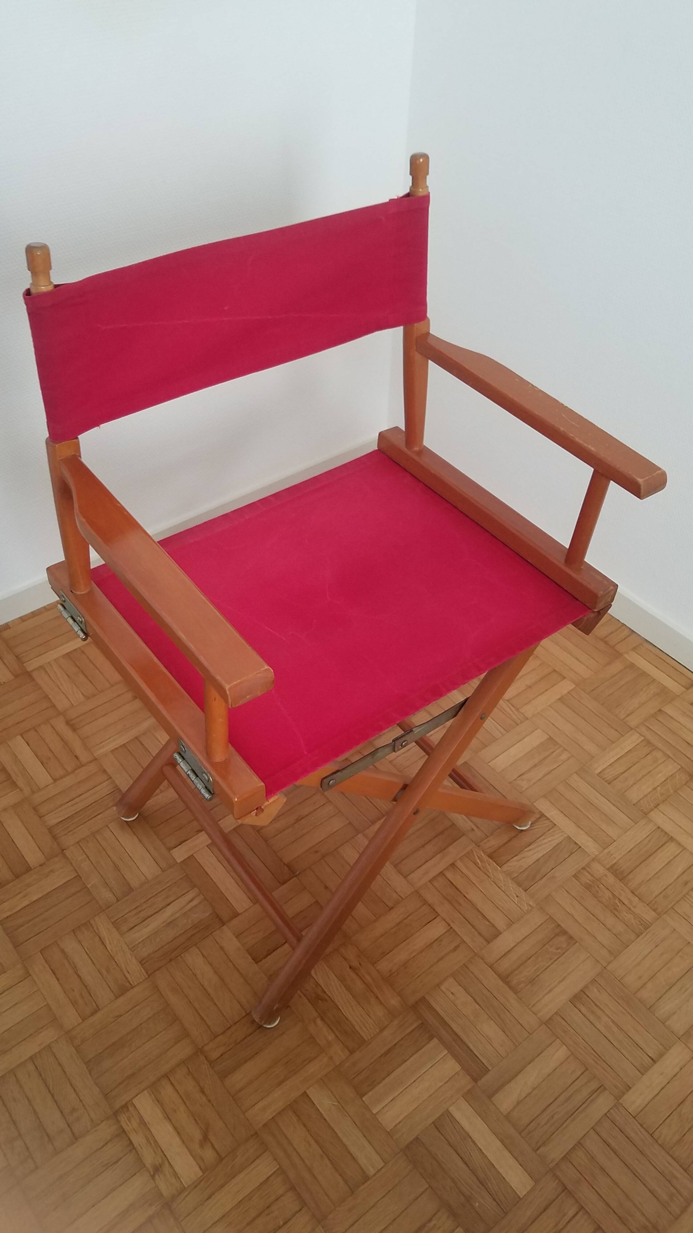 Vintage folding director's chair