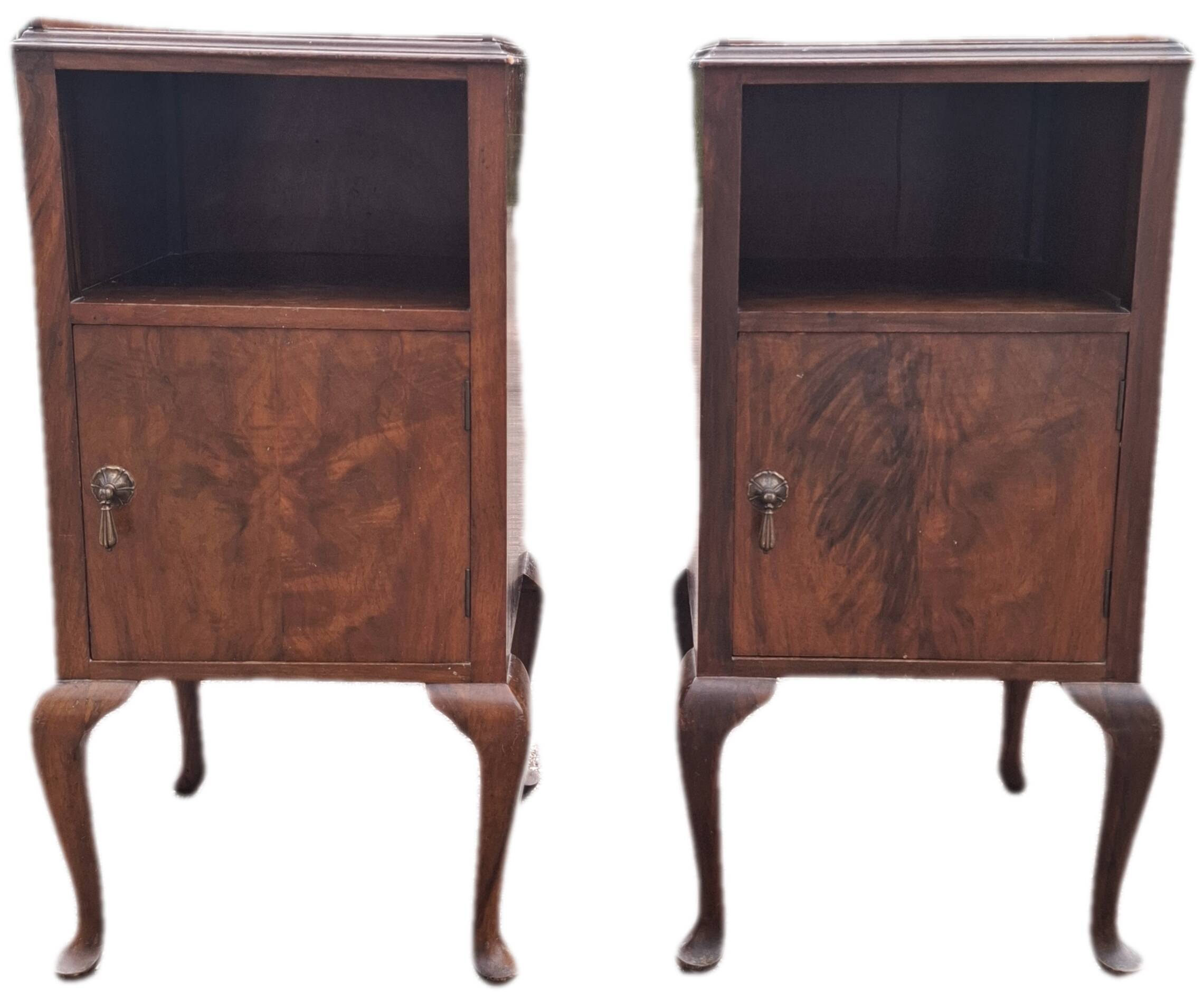 Set of 2 antique bedside tables