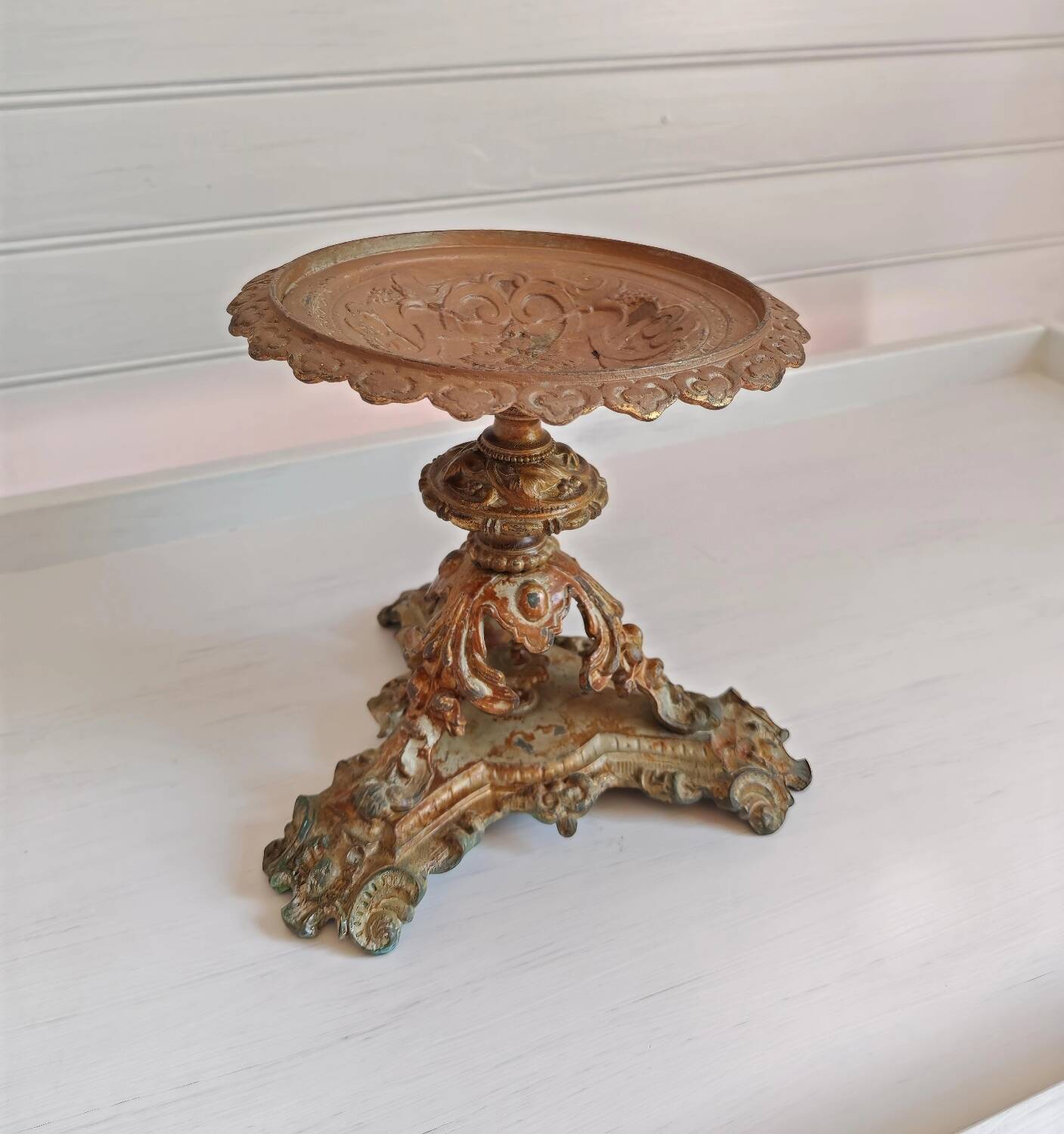 Coupe sur pied en bronze