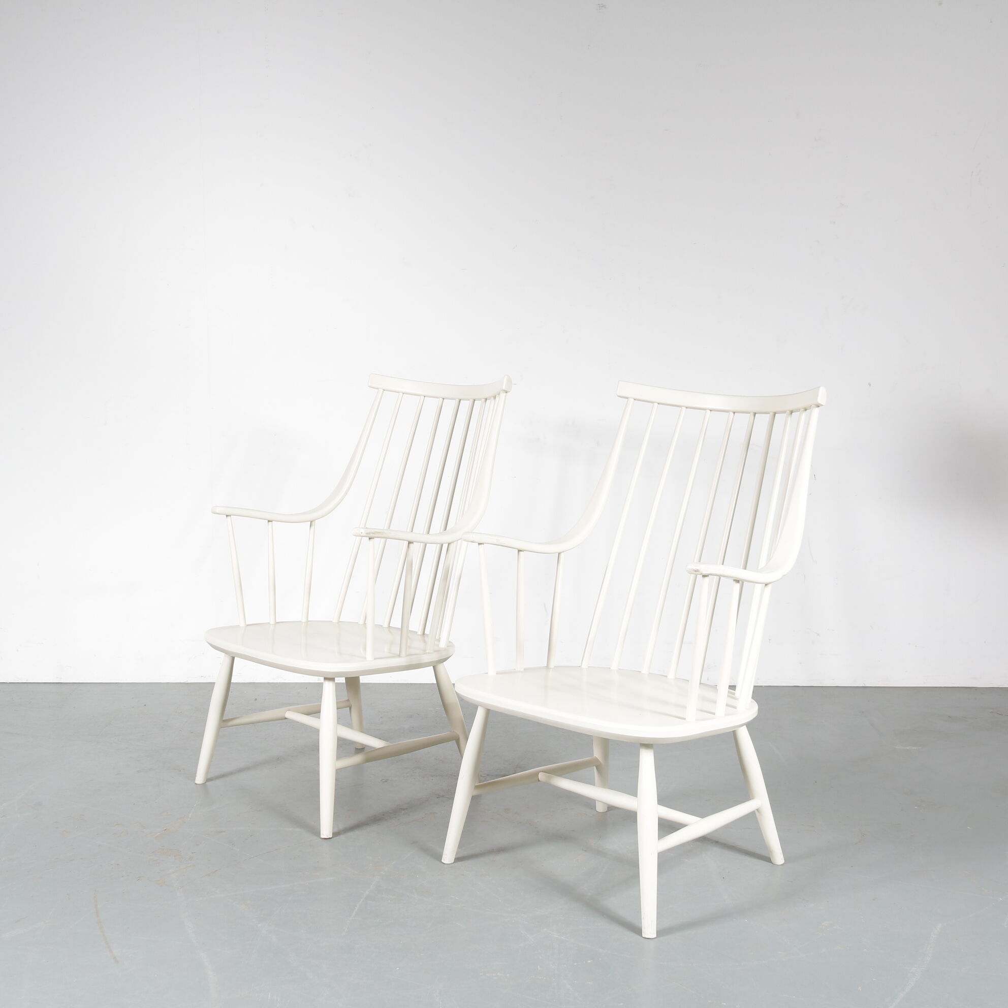 Paire de fauteuils par Lena Larsson fabriqué par Nesto en Suède 1950