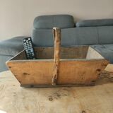 Vieux panier en bois