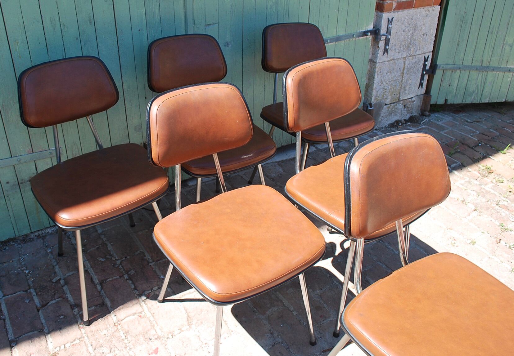 6 chairs
