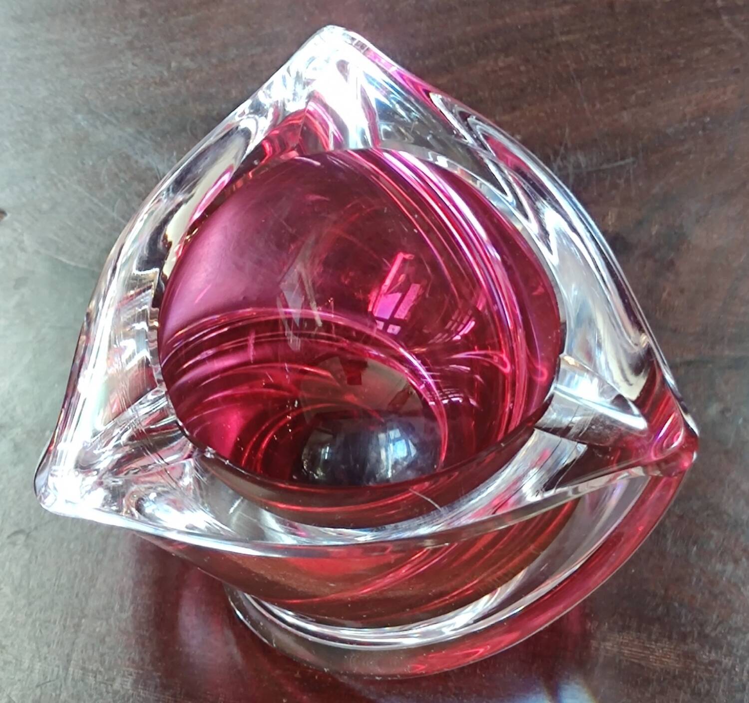 Old empty pocket ashtray Cristallerie Val Saint Lambert