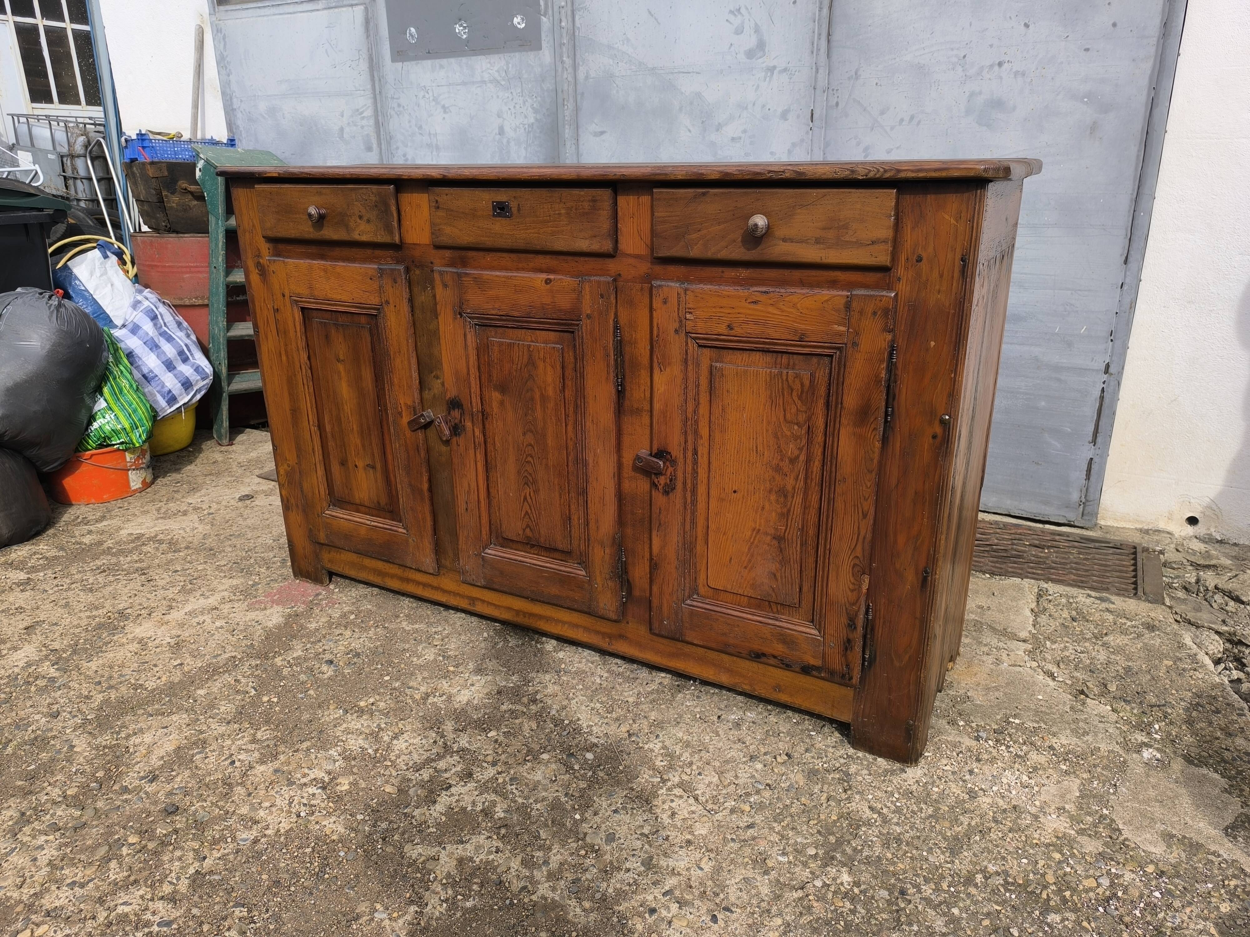 Vintage rustic Parisian sideboard with 3 doors and 3 drawers