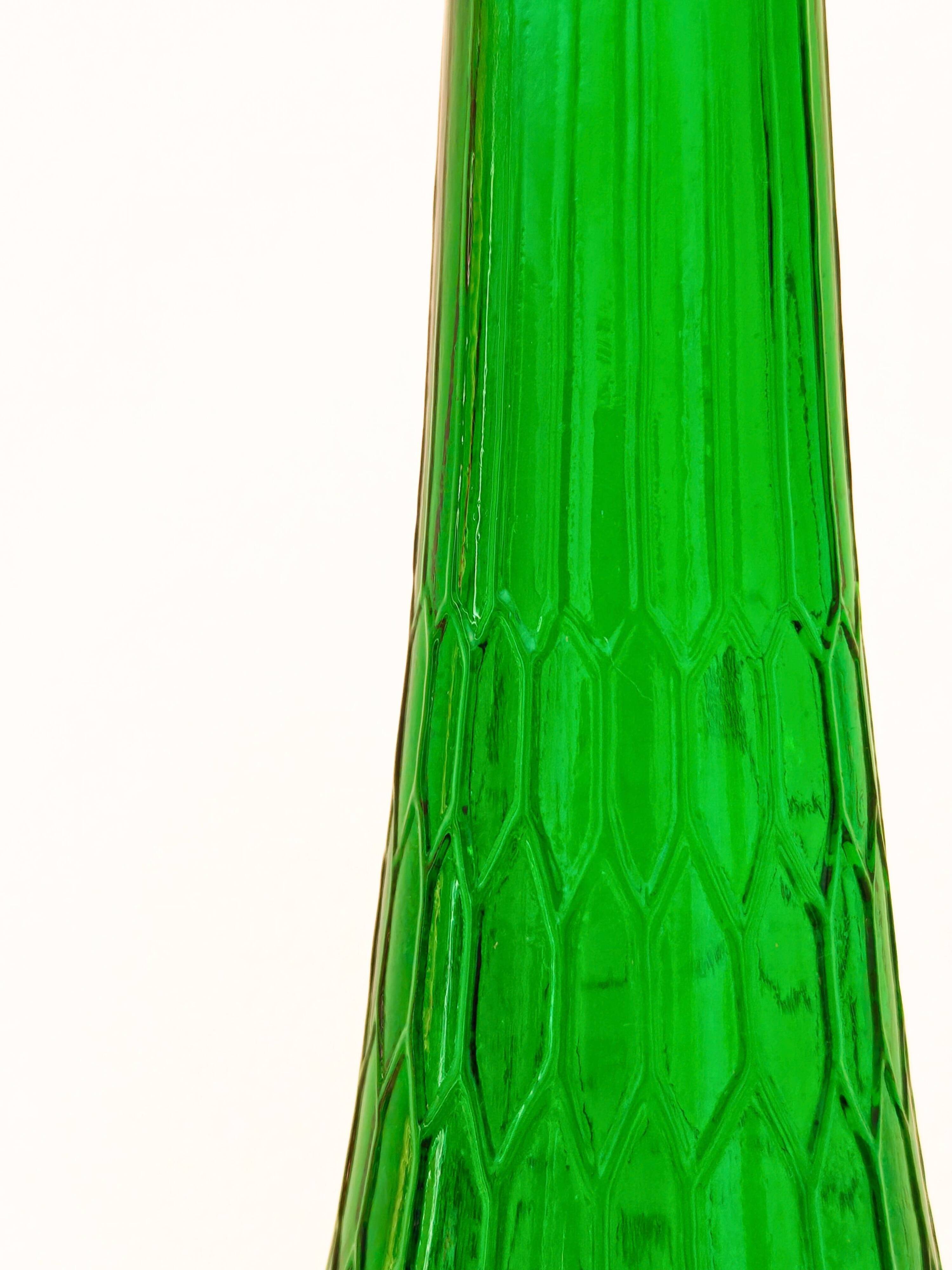 Italian carafe Empoli in iridescent green with diamond pattern.