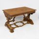 Table de bureau Néorenaissance en chêne 1880-1900