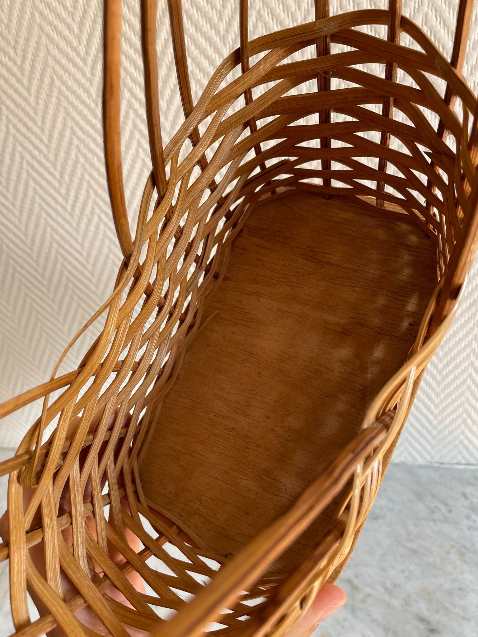 Wooden wicker basket
