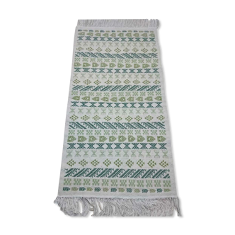 Berber carpet, white and green wool 145 x 79 cm