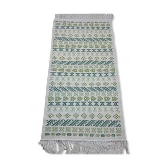 Tapis berbère blanc et vert en laine 145 x 79 cm