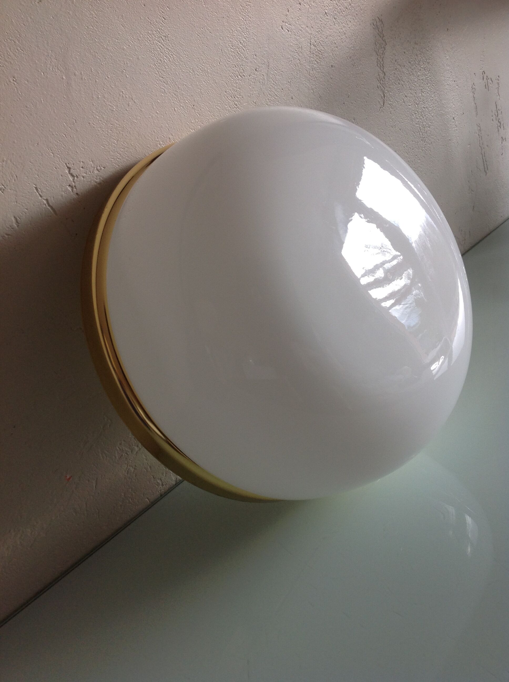 Half moon ceiling light in white opaline / vintage 70-80s
