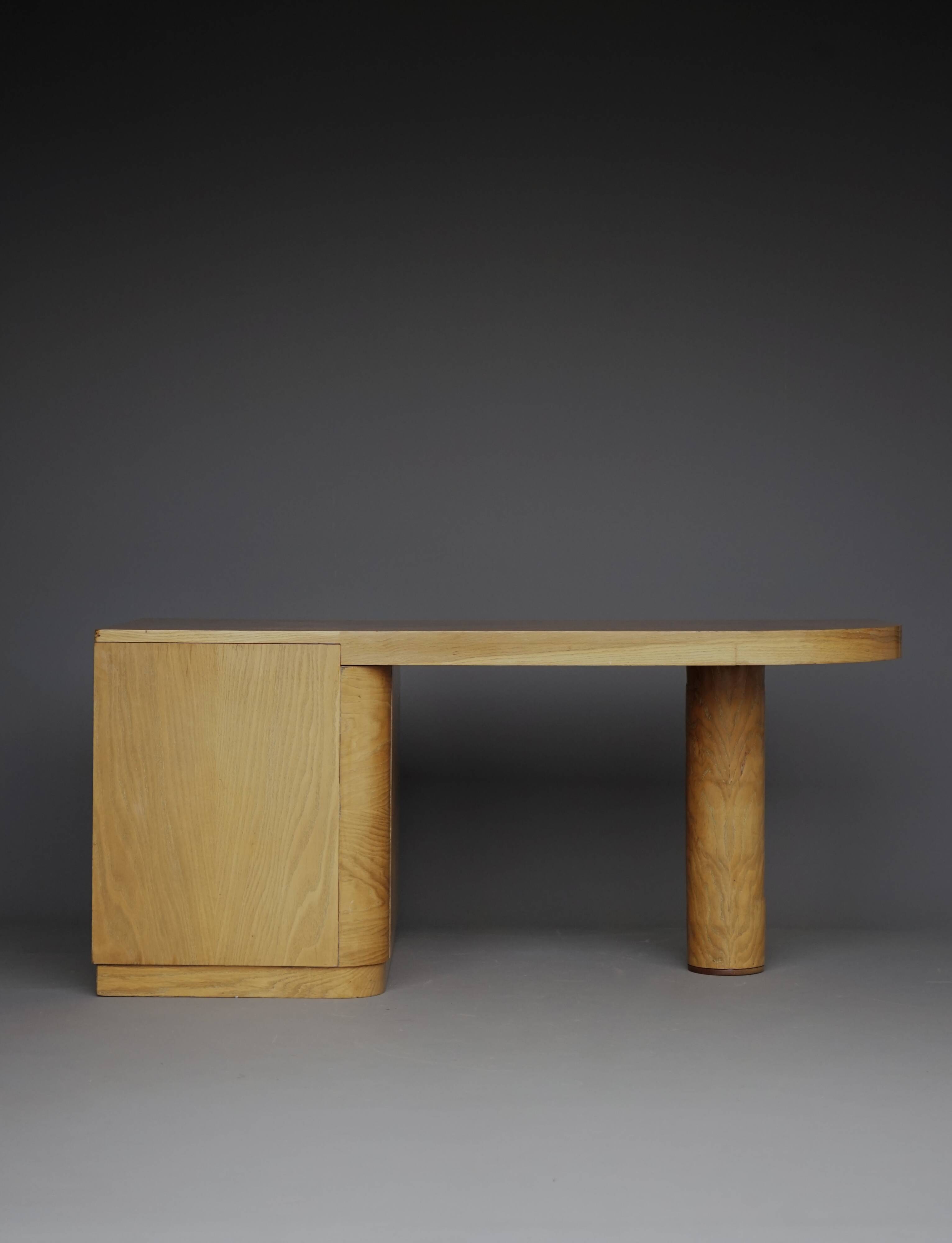 Exceptional Art Deco freestanding Desk. French 1930s