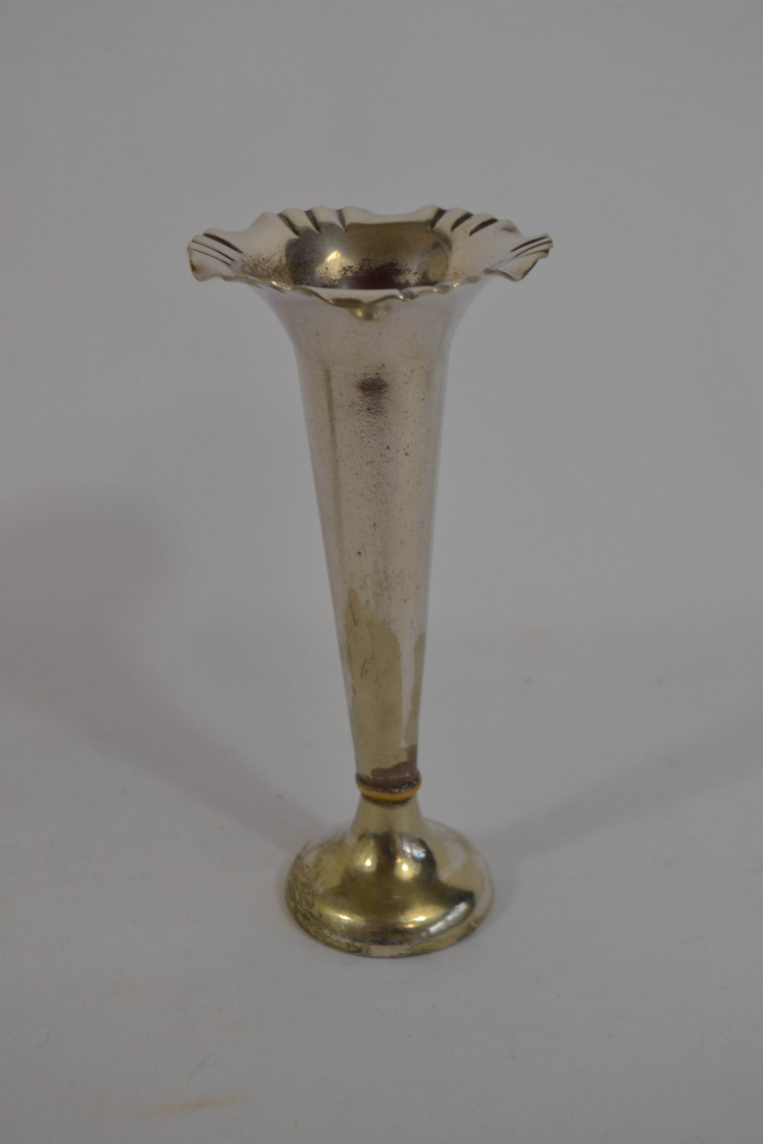 Tin candle holder