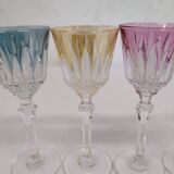 Verres à liqueur colorées