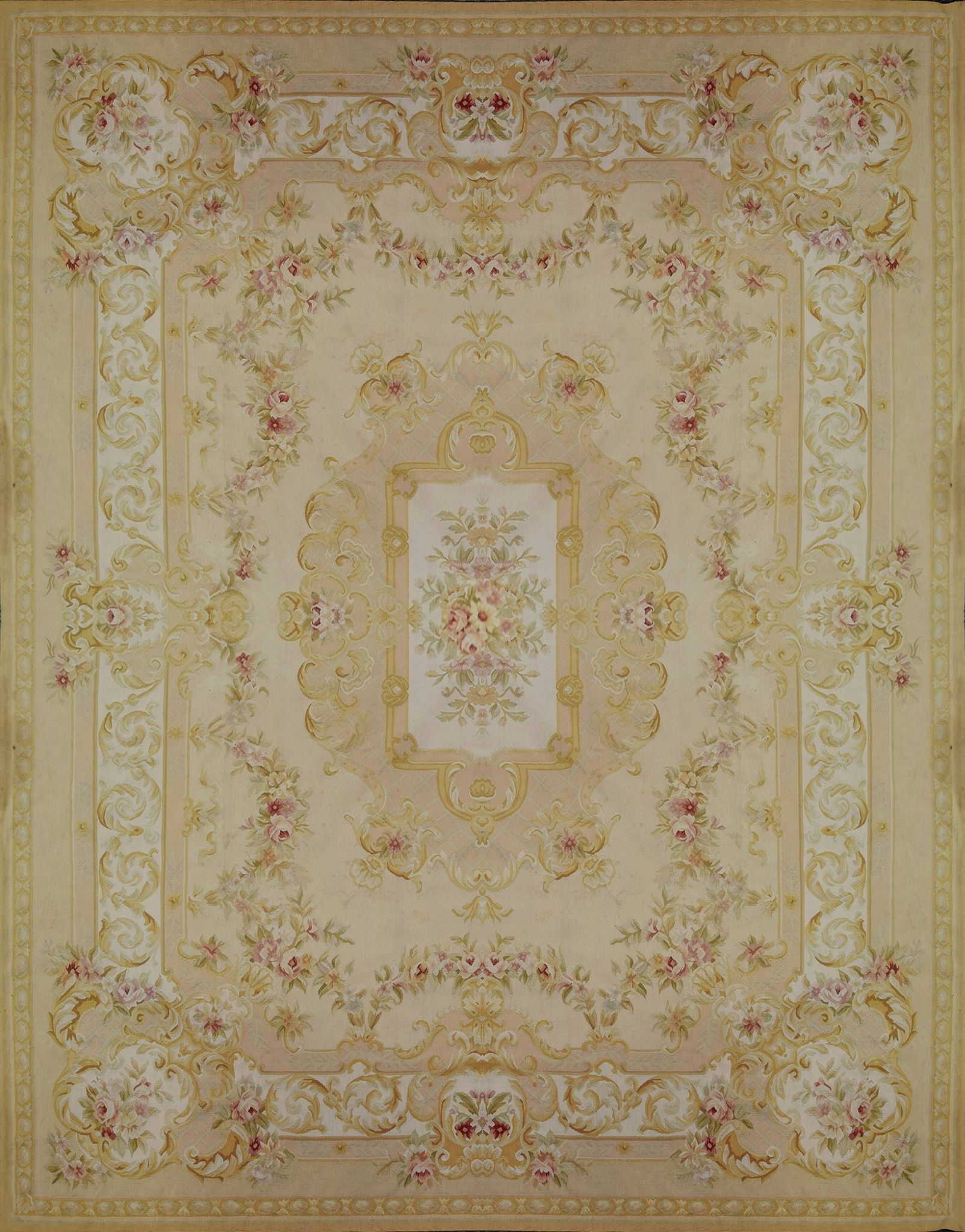 Aubusson style rug - Size: 375 x 275 cm - "Galerie Saedje"