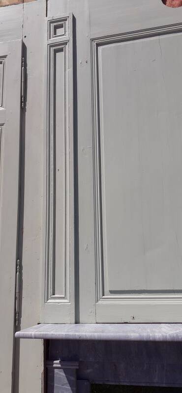 Pair of double fronted cupboard doors H252xL4m