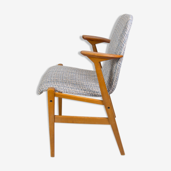 Chaise scandinave avec accoudoirs