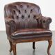 Fauteuil chesterfield anglais classique en cuir de vachette