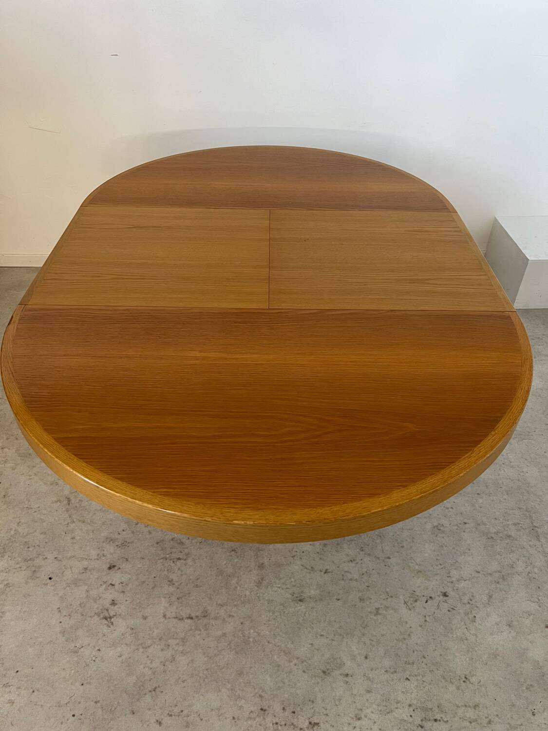 Vintage 70s Scandinavian design oak extendable table