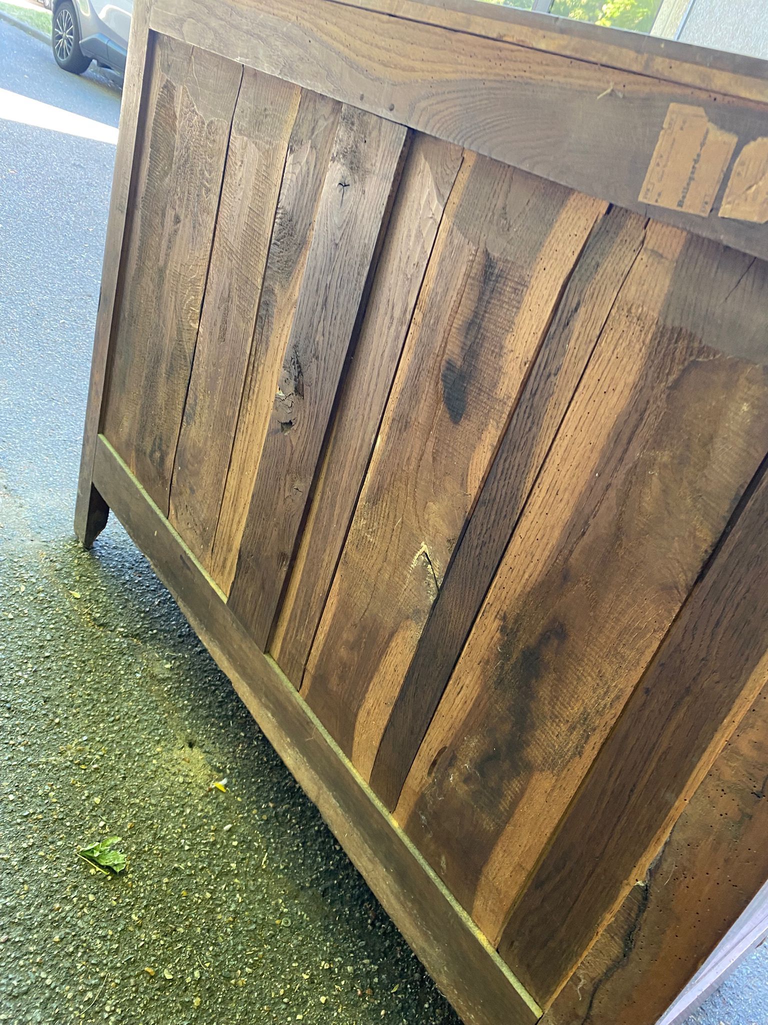 Louis XV buffet in light solid walnut from the 19th century.
