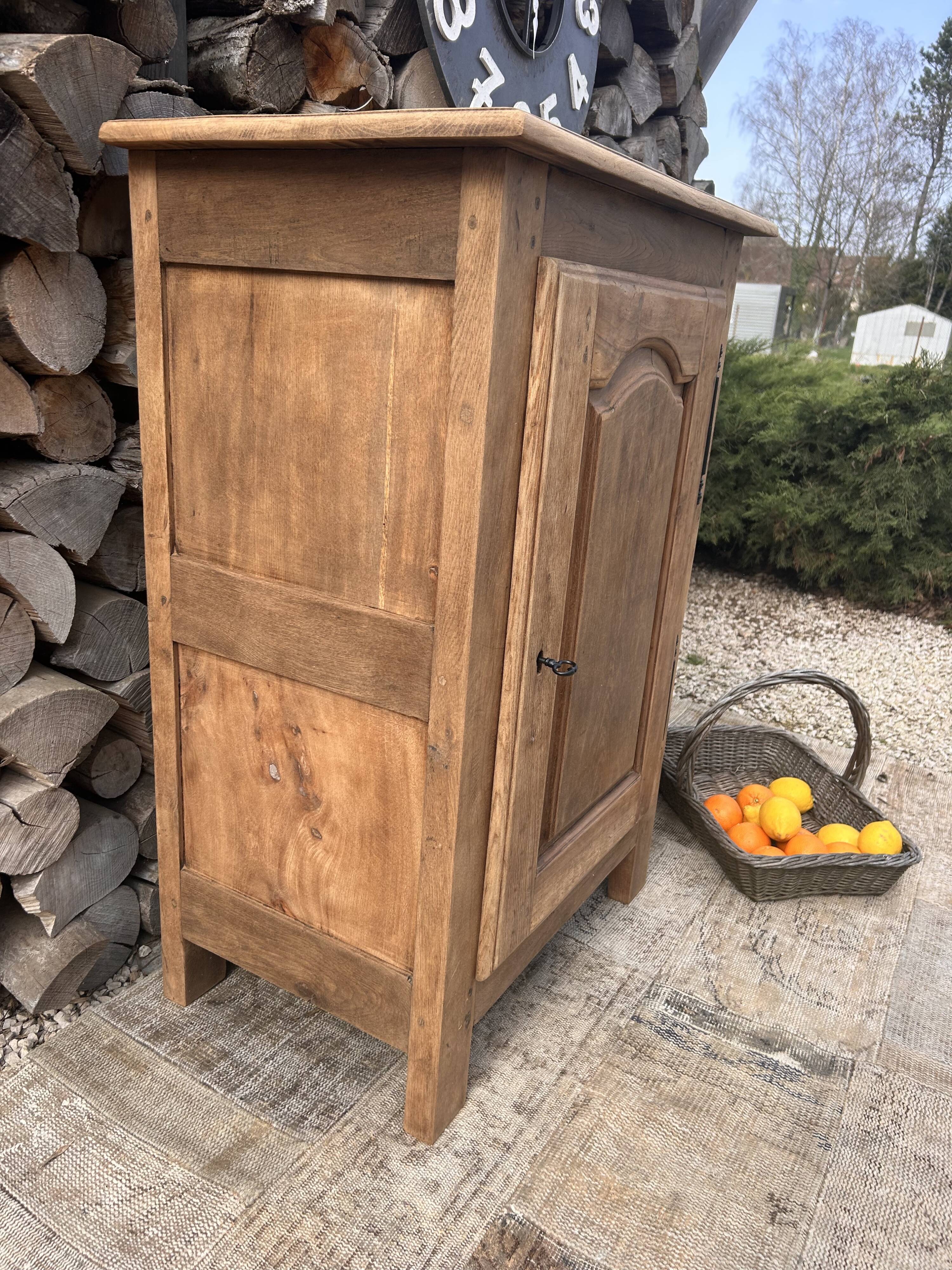 Solid oak confiturer