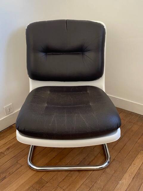 Vintage 70s armchair by Albert Jacob