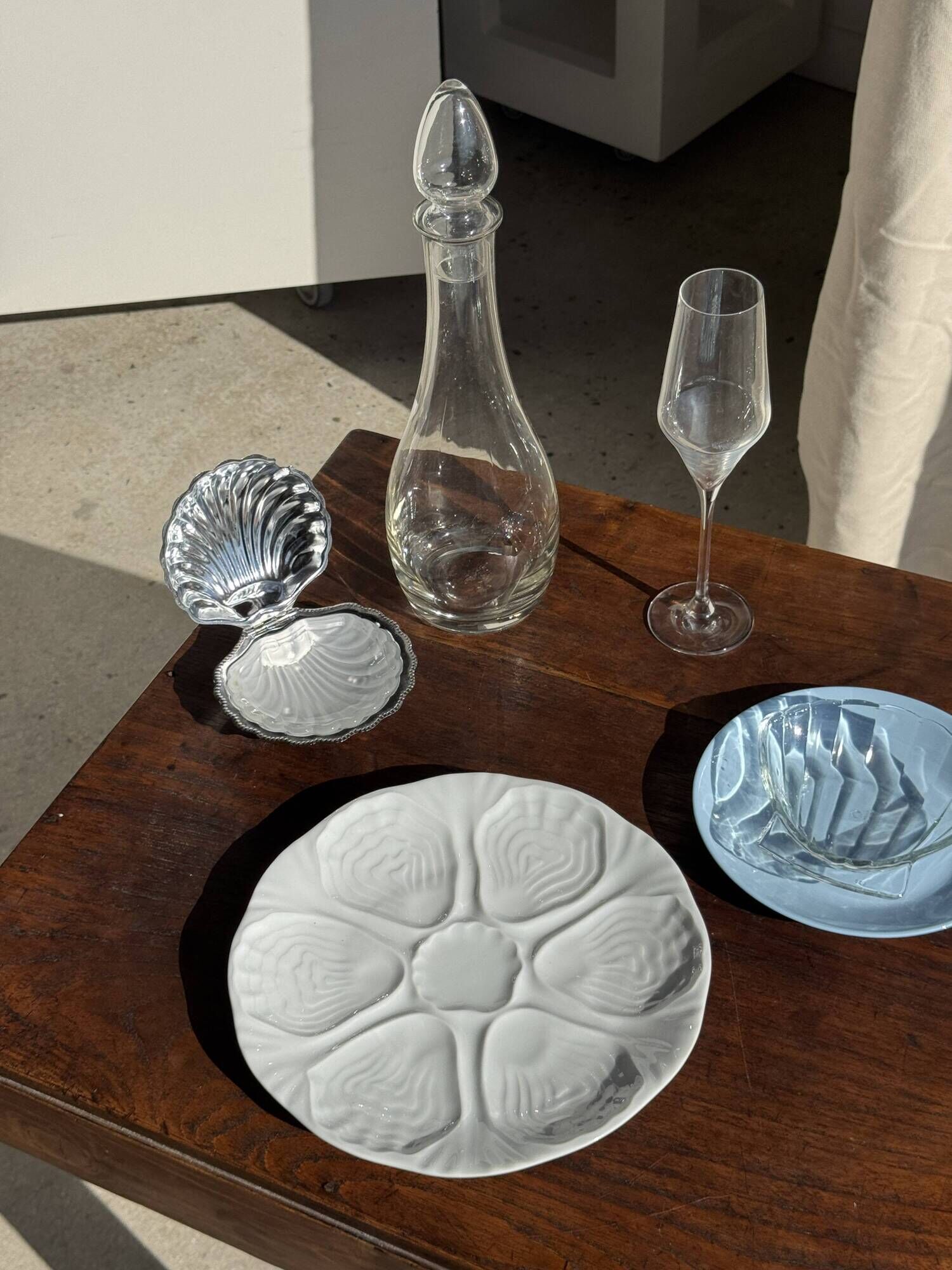 Set of 4 oyster plates Limoges France D25