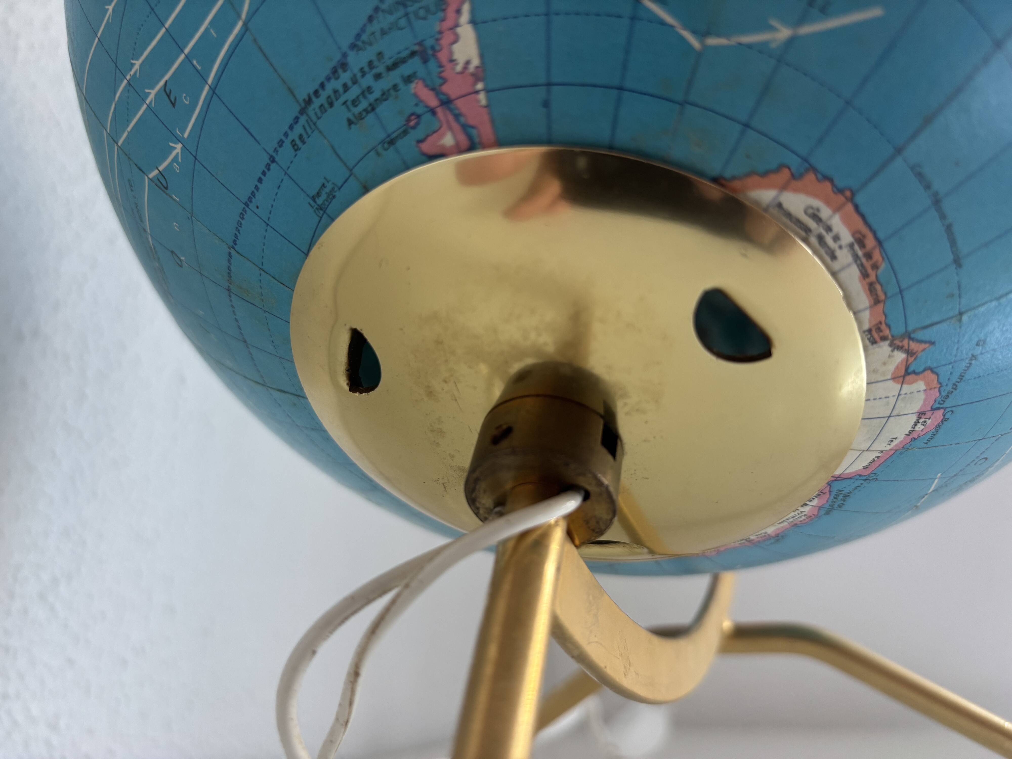 Globe vintage 1975 terrestre verre tripode doré Taride - 32 cm