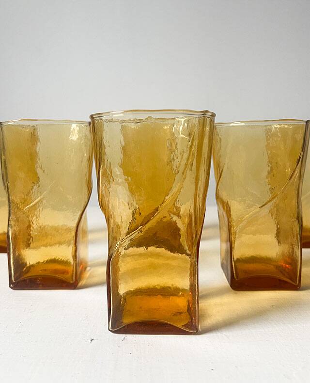 Set of 6 amber twist glasses