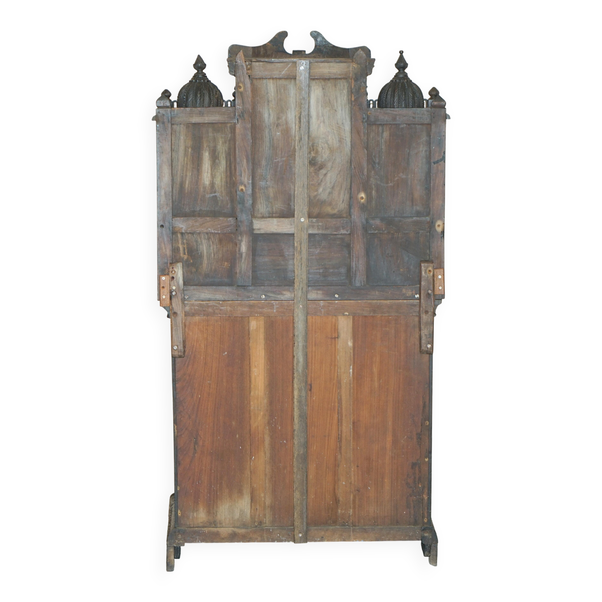 Buffet antique sculpté main style temple birman vers 1860