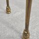 Paire de tables de chevet Hollywood Regency en bronze avec dessus en marbre