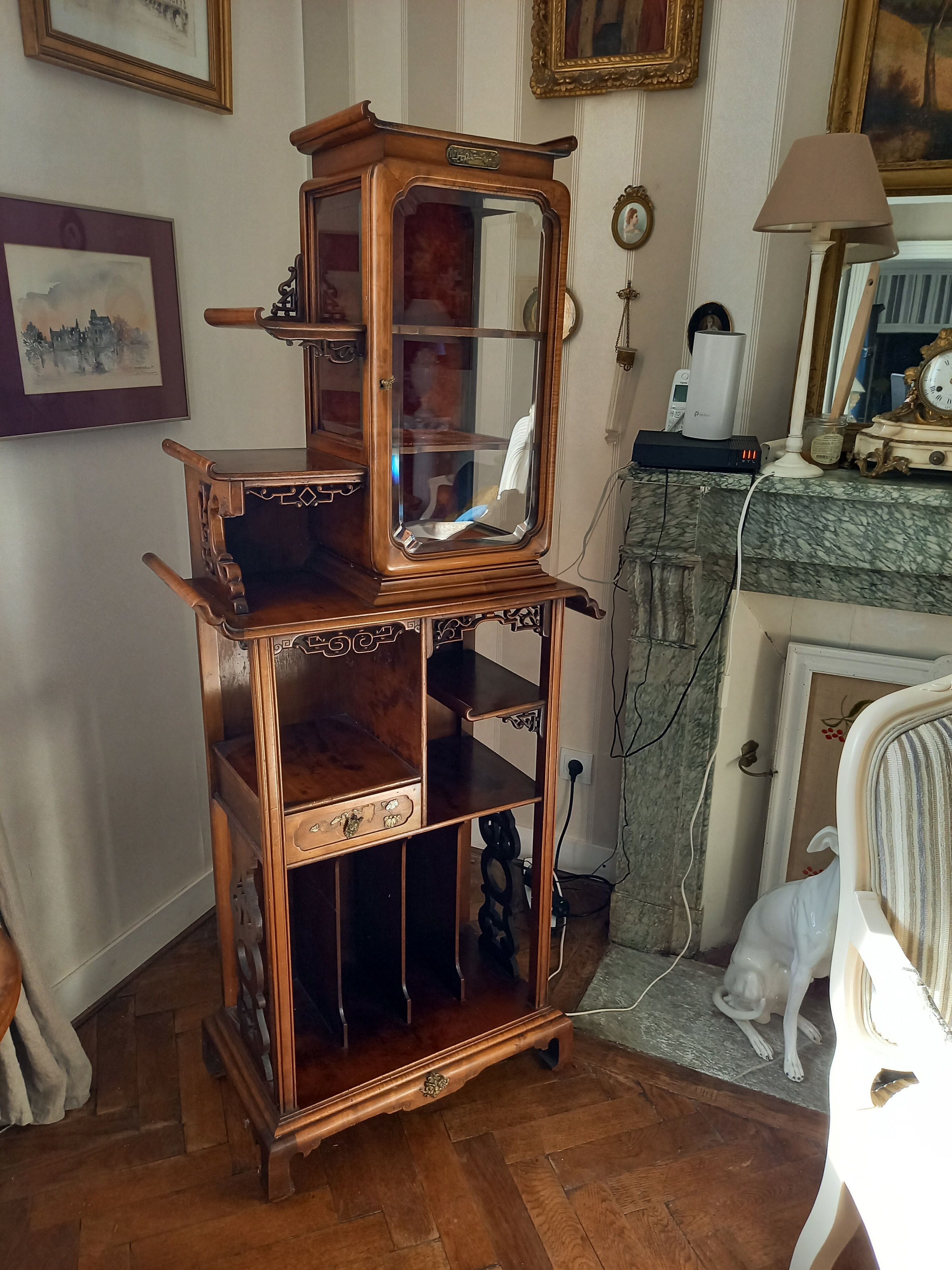 Vitrine style chinois
