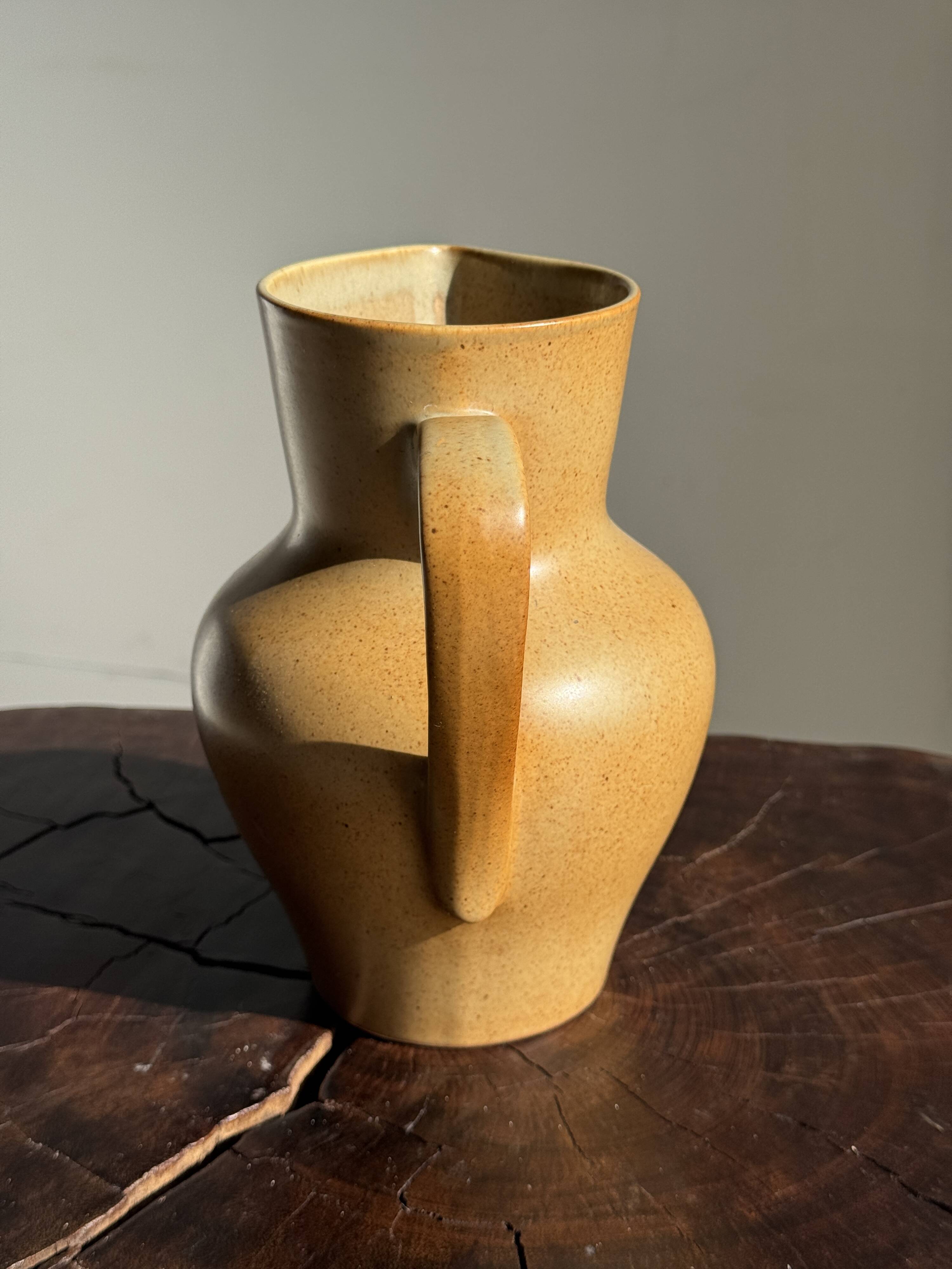 Grande carafe boule en grès orange H20