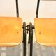 Banc d'école composé de 4 chaises empilables en contreplaqué industriel par Marko Holland