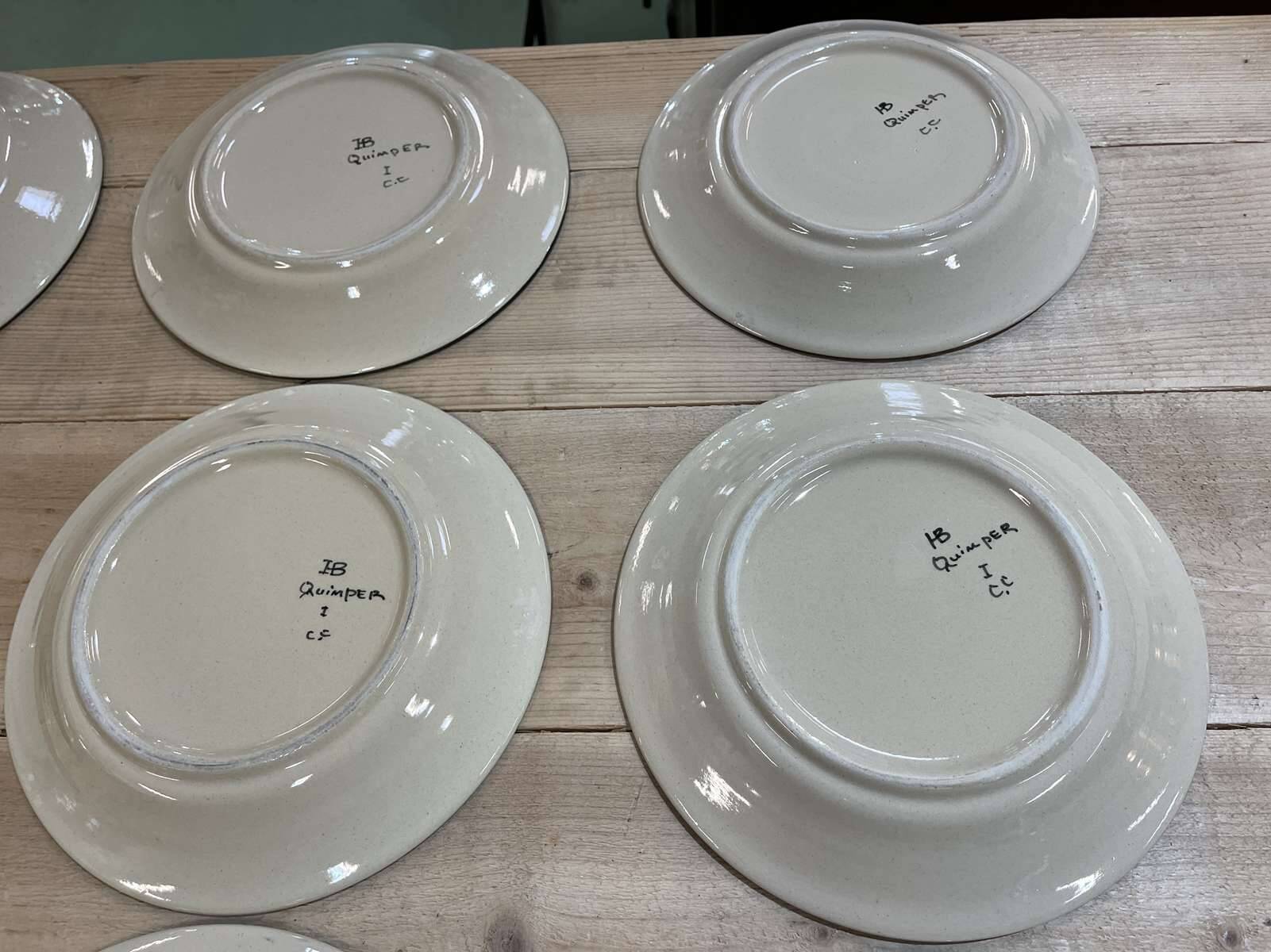 Set of 12 earthenware plates from Quimper from the 1930s - 12 portraits