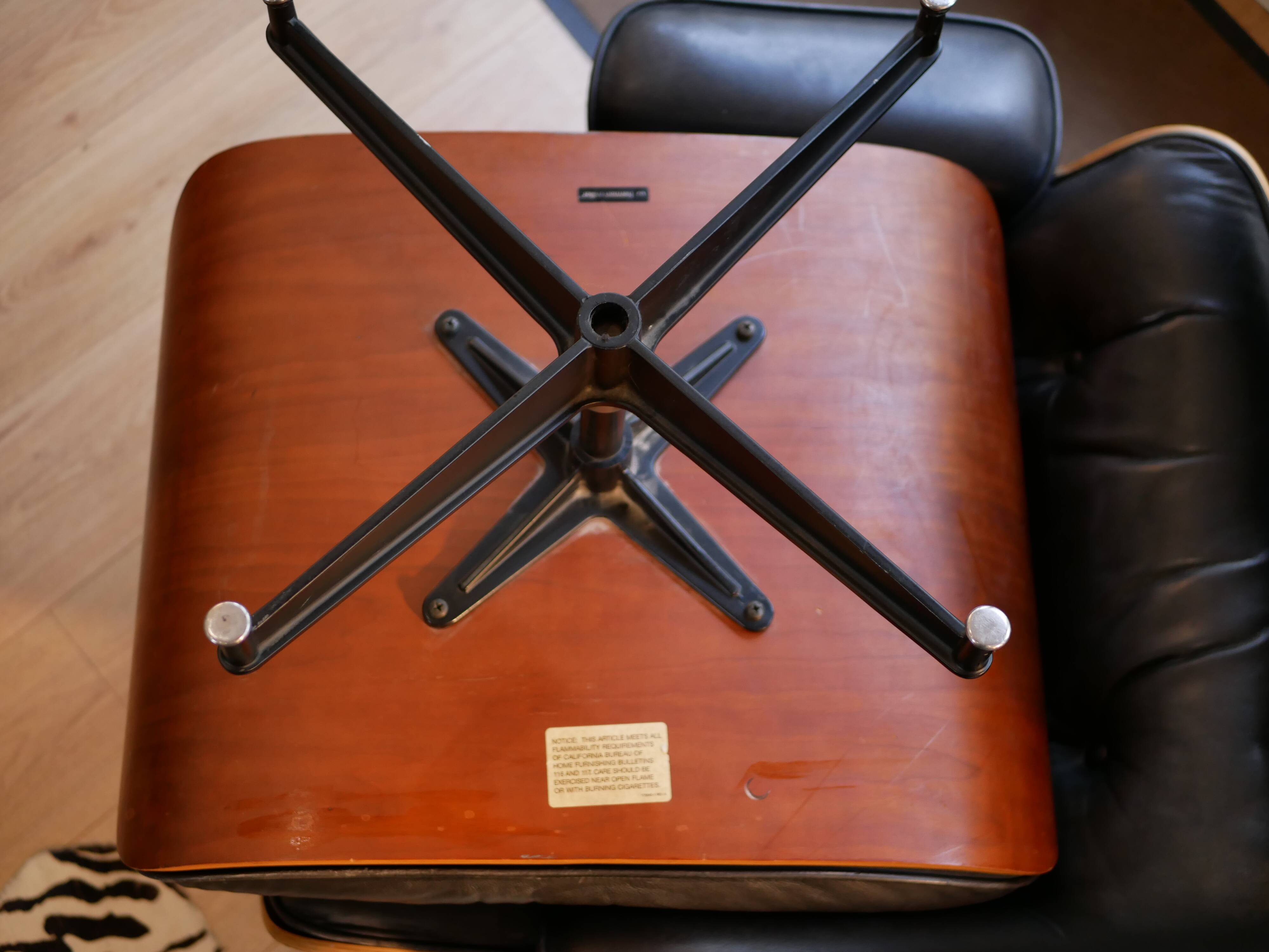 Lounge chair and ottoman by Charles & Ray Eames US edition Herman Miller 1980