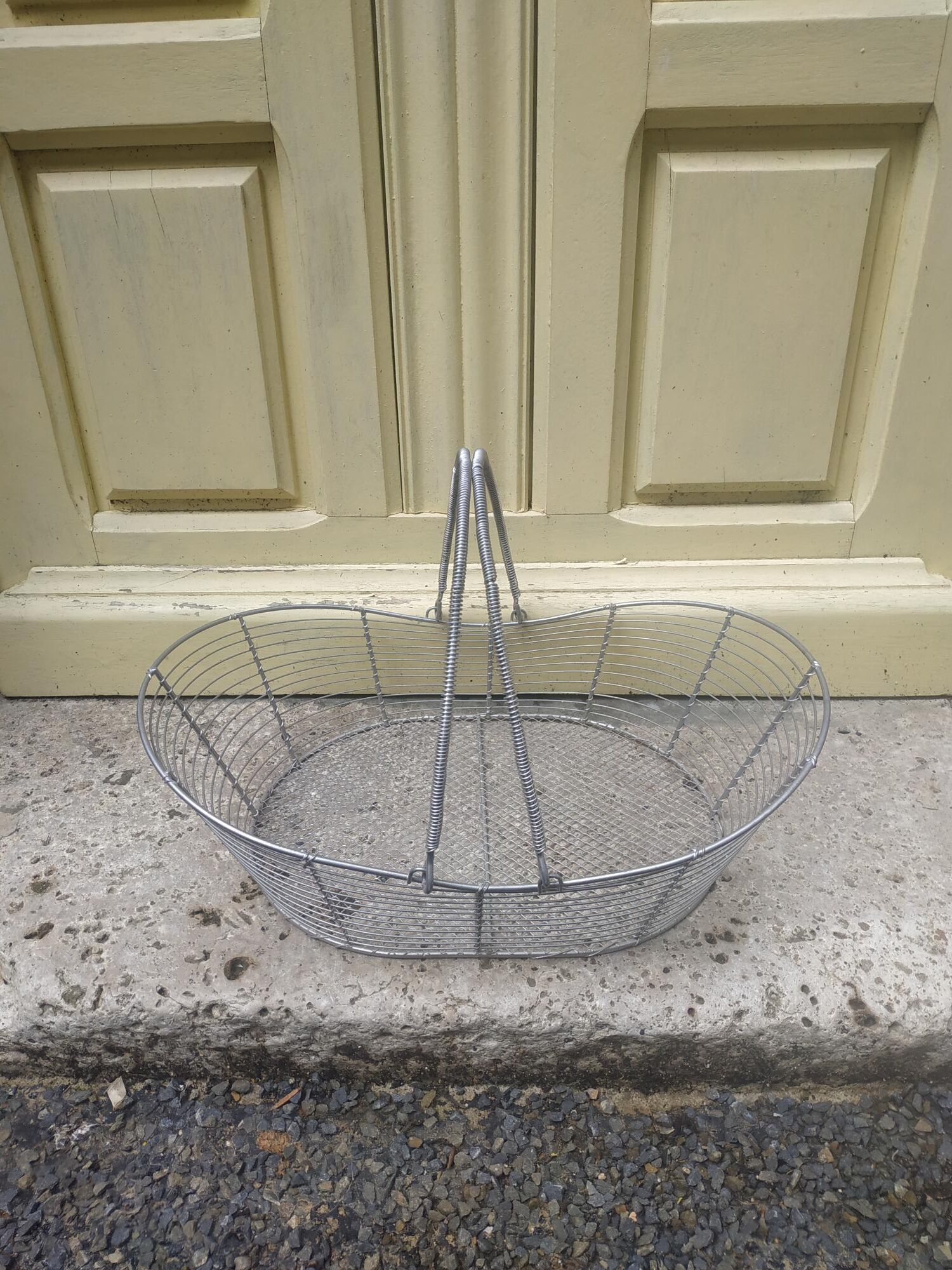 Metal basket