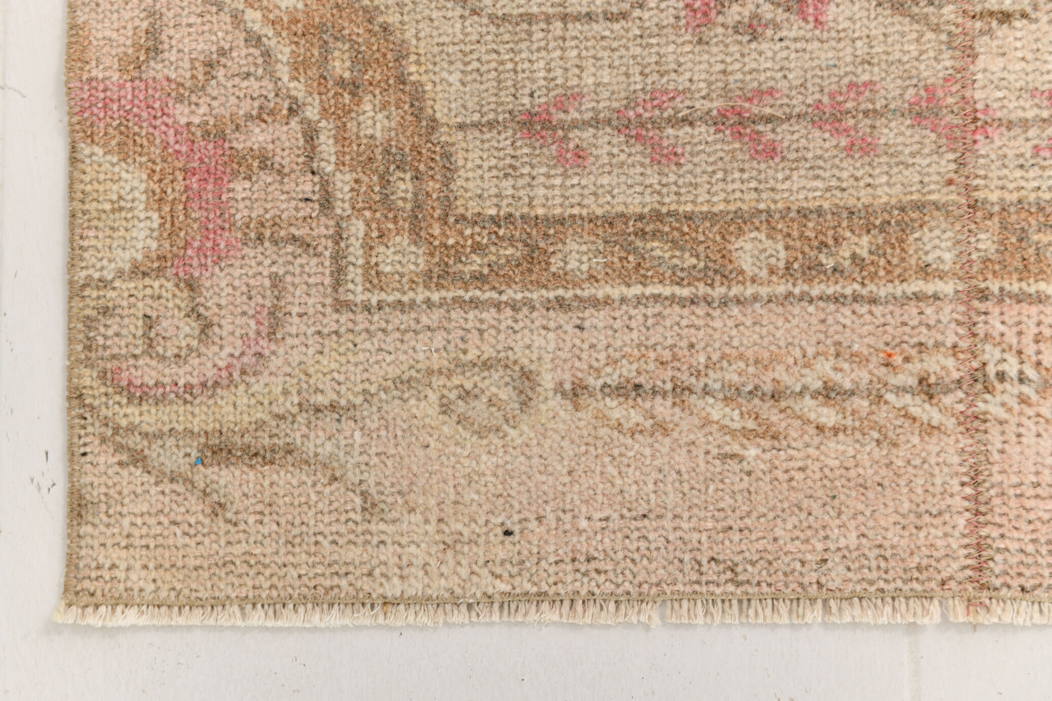 2x7 shades of red & beige vintage runner rug, 77x222cm