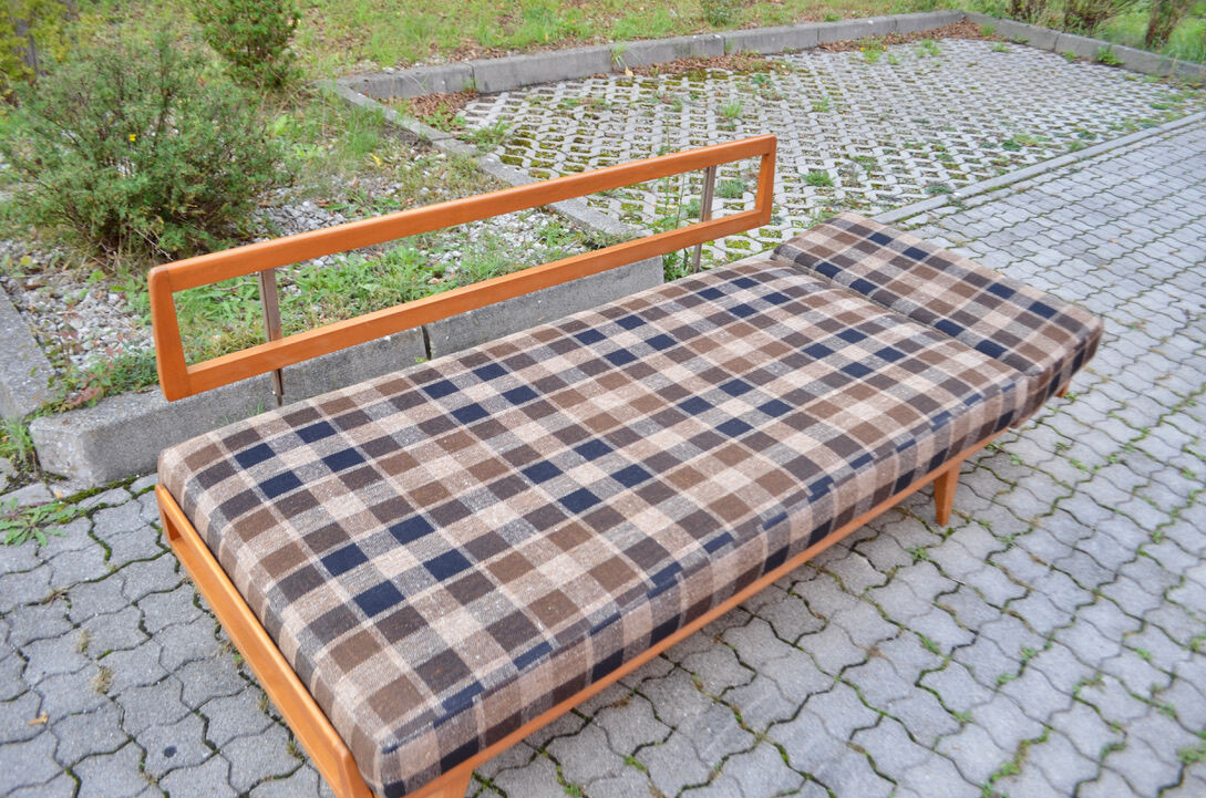 Mid Century Wilhelm Knoll Antimott Daybed Sofa