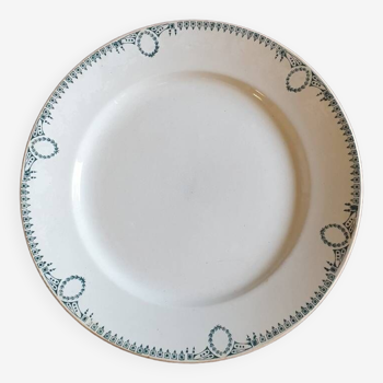 St Amand round dish