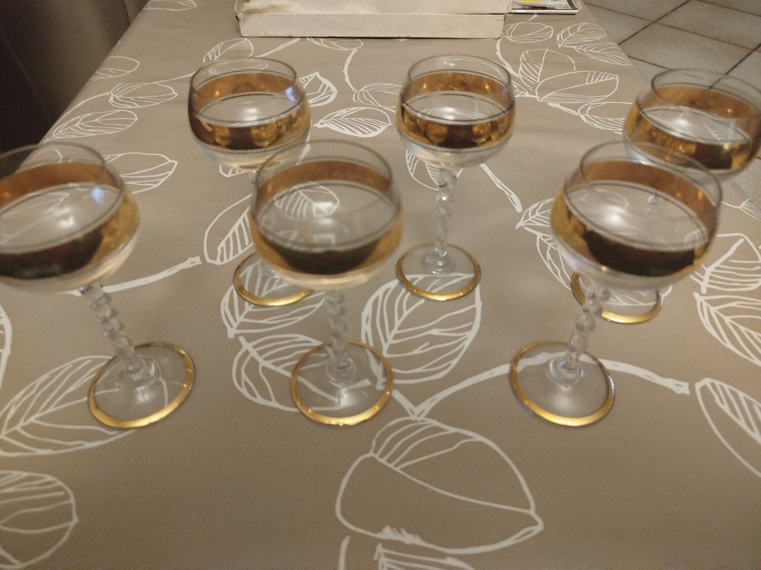 Verlor glasses with gold trim