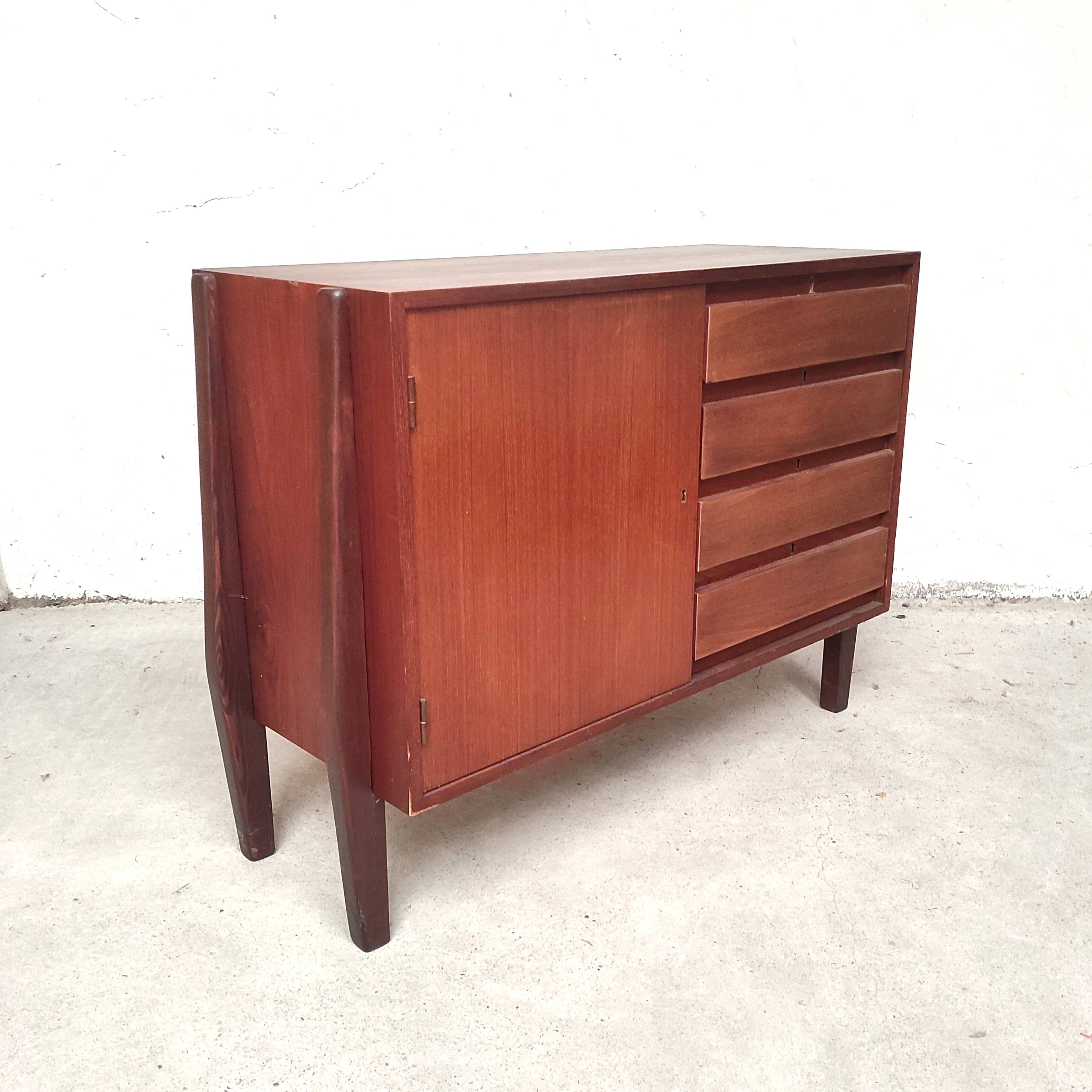 Scandinavian furniture, 1960